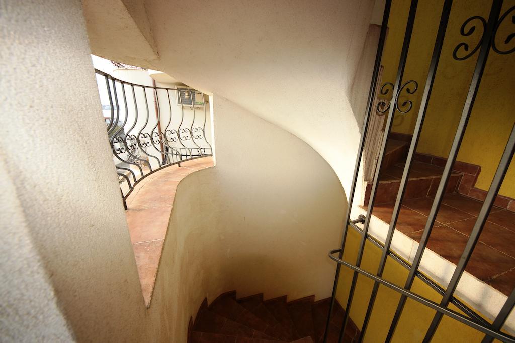 Menada Green Hills Apartments ソゾポル エクステリア 写真