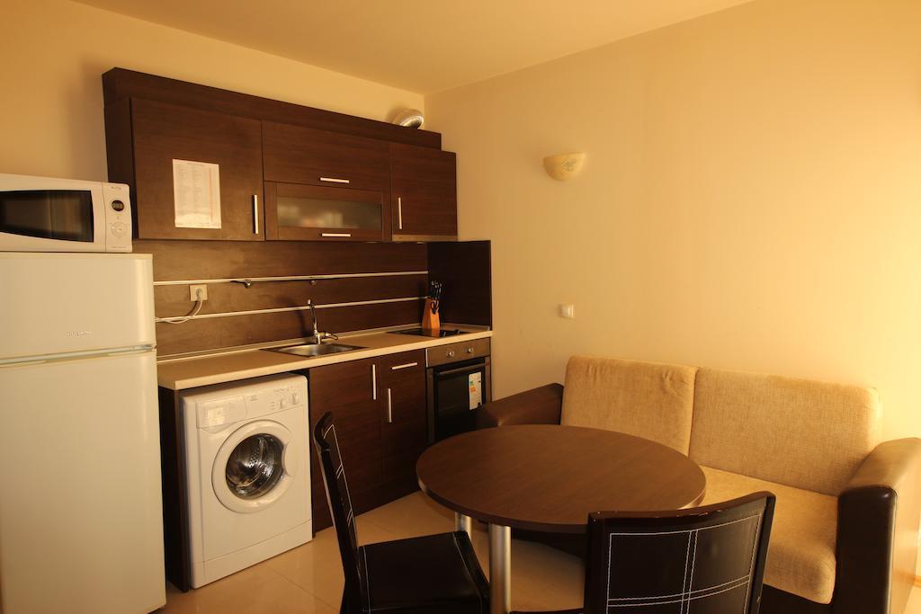 Menada Green Hills Apartments ソゾポル エクステリア 写真