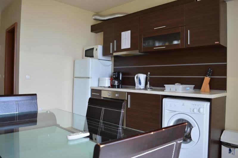 Menada Green Hills Apartments ソゾポル エクステリア 写真