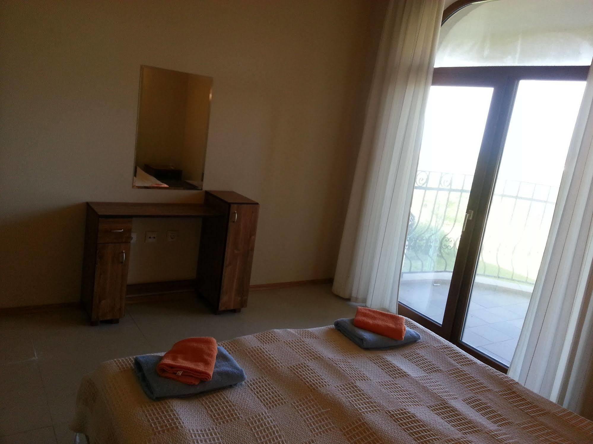 Menada Green Hills Apartments ソゾポル エクステリア 写真